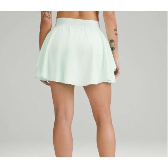 lululemon athletica Dresses & Skirts - Lululemon Court Rival High-Rise mint green Skirt Skort sz 0